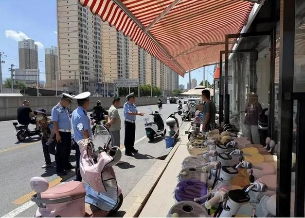 央视痛批零公里二手电动车不如限速40kmh解禁摩托车